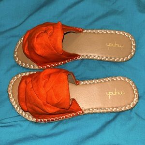 Orange flats size 9 NWOT
